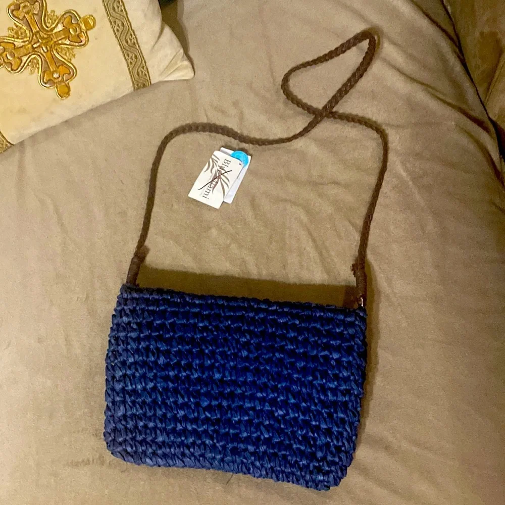 Chappell straworld inc- Blue Miami shoulder purse